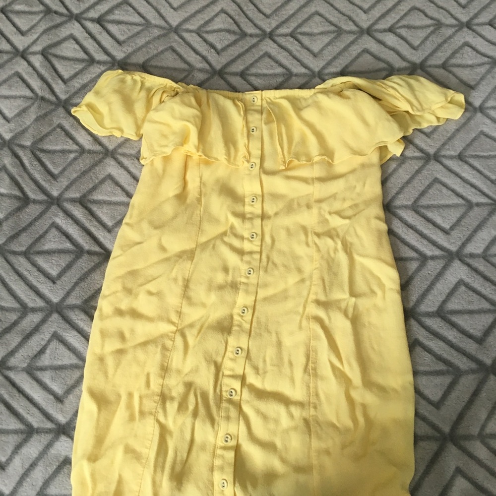 Yellow dress